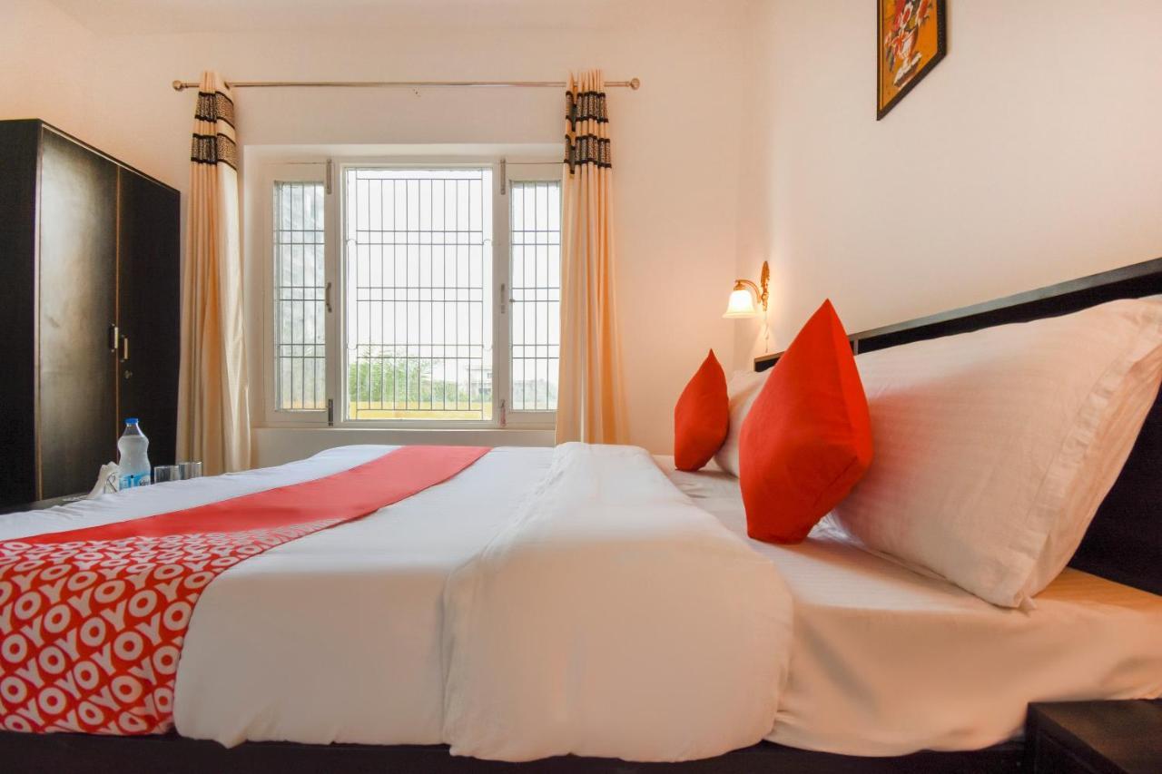 Oyo 75460 Sky High Residency Hotell Ludhiana Exteriör bild